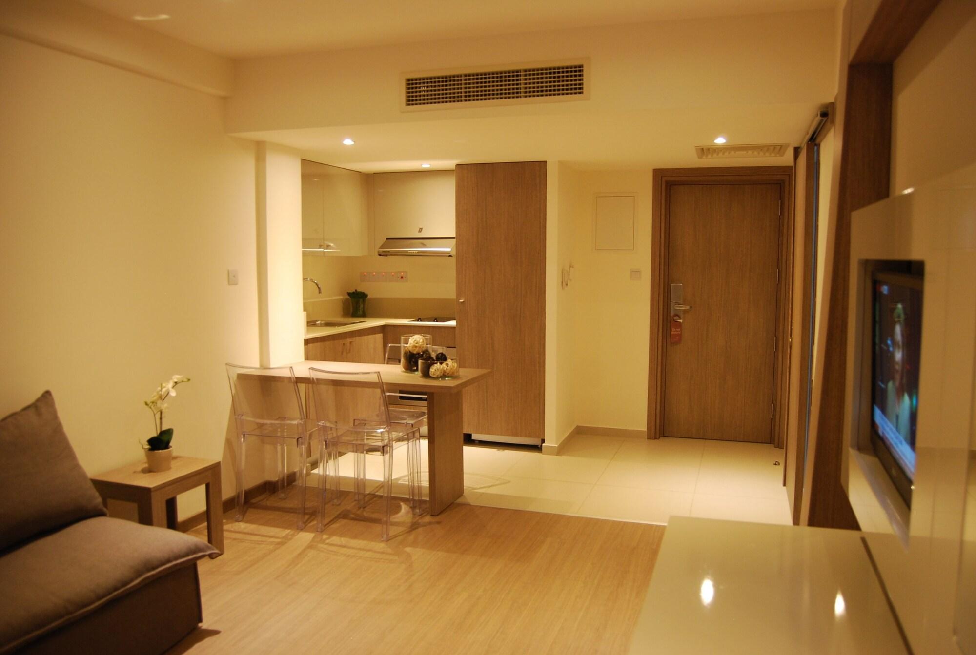 Melpo Antia Hotel & Suites Agia Napa Buitenkant foto
